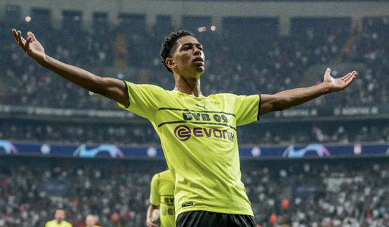 资讯《绝地求生》怎么复活队友？ 复活队友操作方法